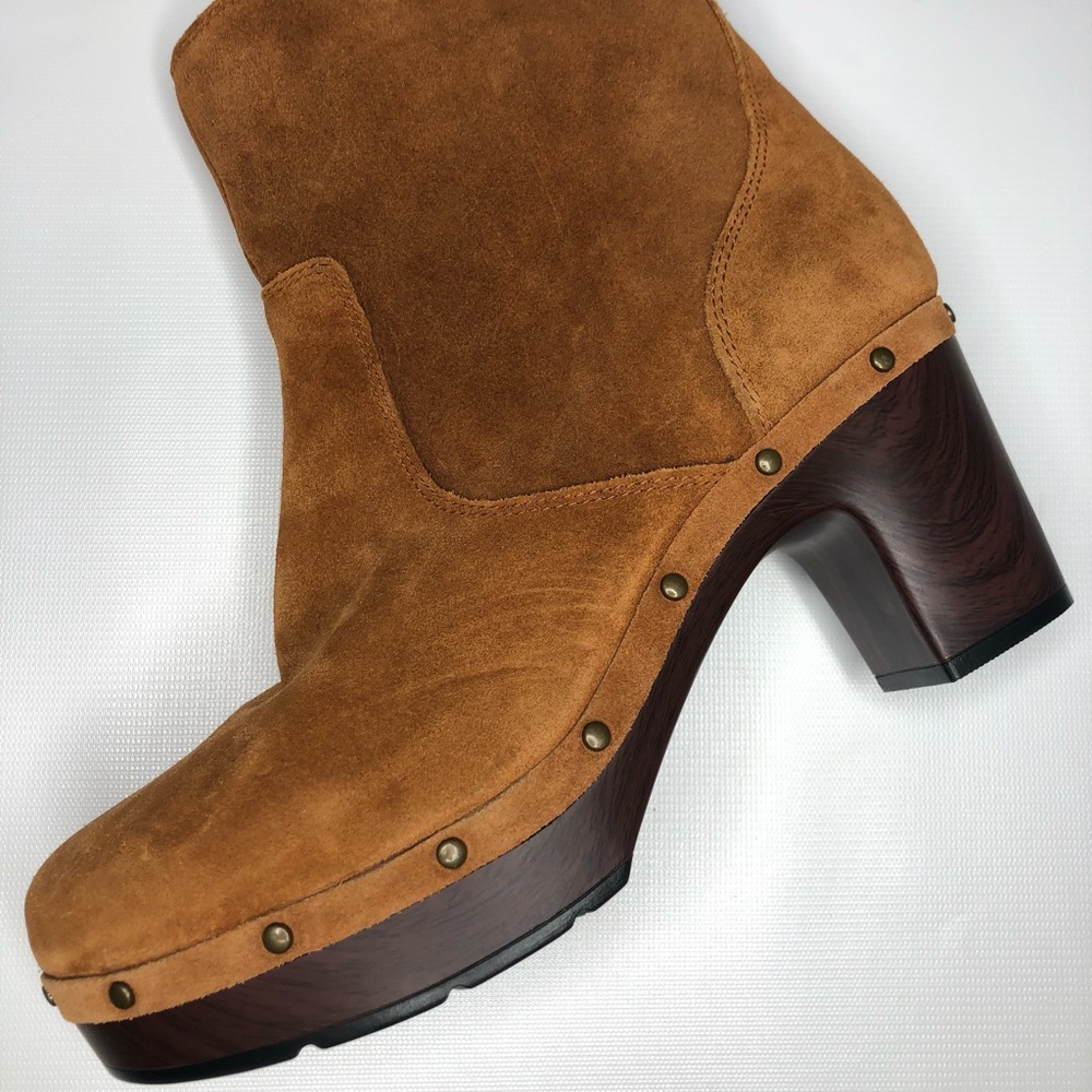 Clarks Ledella Abby Clog Boot